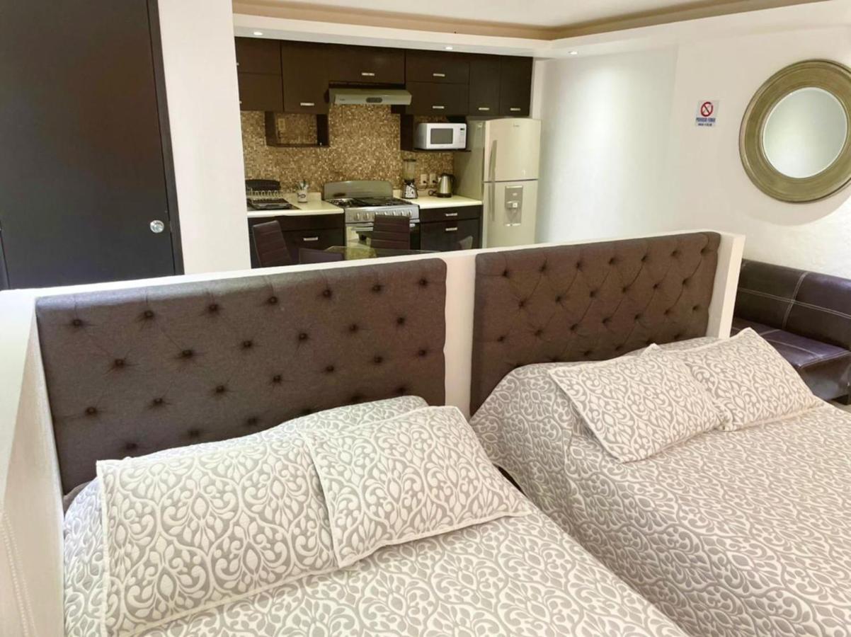 Sky Inn Acapulco Y Condominio Mediterrane Екстериор снимка