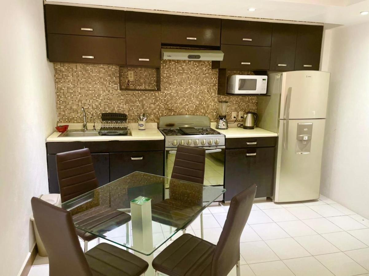 Sky Inn Acapulco Y Condominio Mediterrane Екстериор снимка