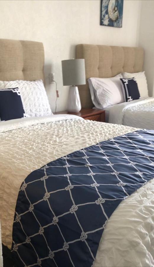 Sky Inn Acapulco Y Condominio Mediterrane Екстериор снимка
